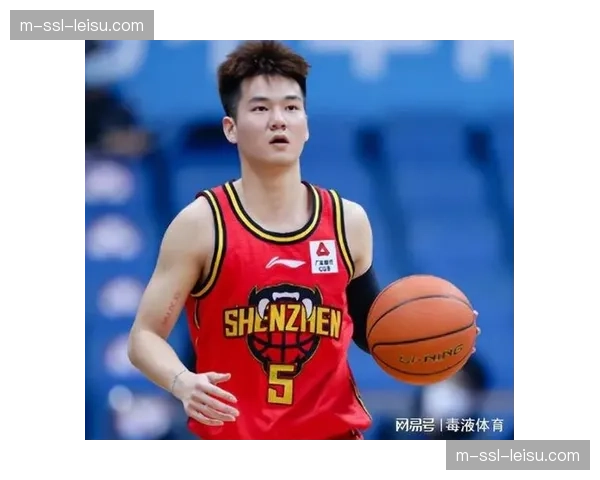 CBA联盟与一家国际运动品牌就下赛季装备赞助展开深入谈判 CBA联盟与一家国际运动品牌就下赛季装备赞助展开深入谈判